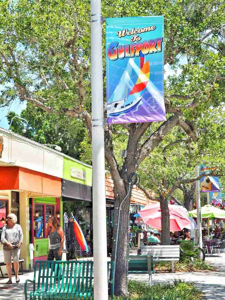 OLYMPUS DIGITAL CAMERA Gulfport Florida in Tampa Bay